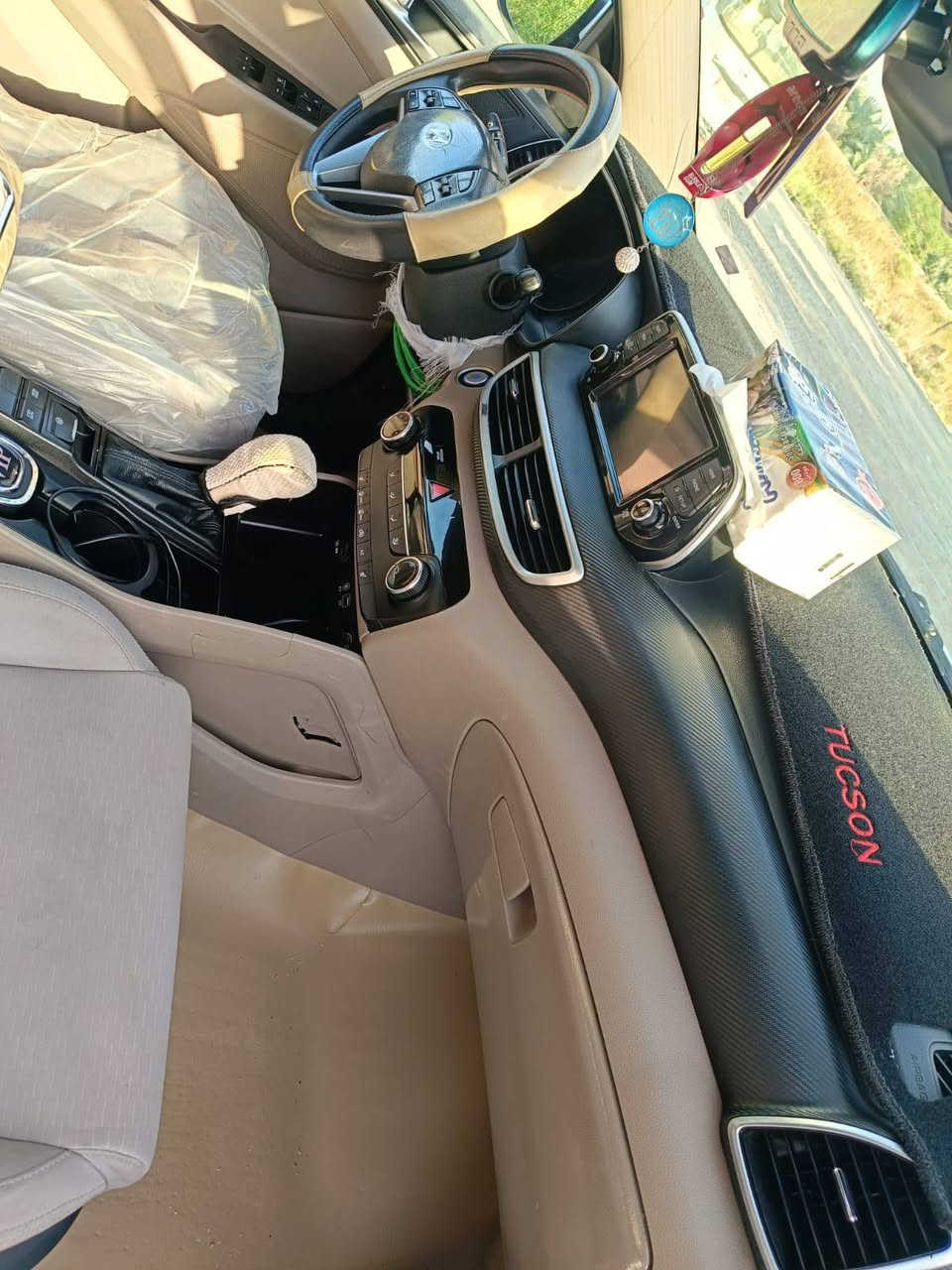 سلام عليكم توسان 19 وارد أمريكي رقم بغداد 
بيها قطعه وحده صبغ سياره جاهزه 
مابيها أي نقص ***********
