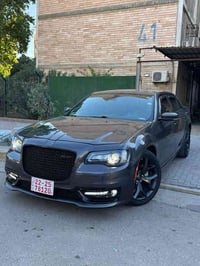 كرايسلر اوباما 2023 S فئه : S المواصفات : كشنات جلد تدفئه + تبريد كشنا...