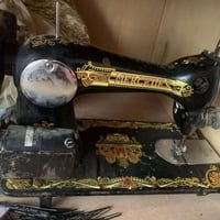 مكينة خياطة • للبيع • ما بيها عطل