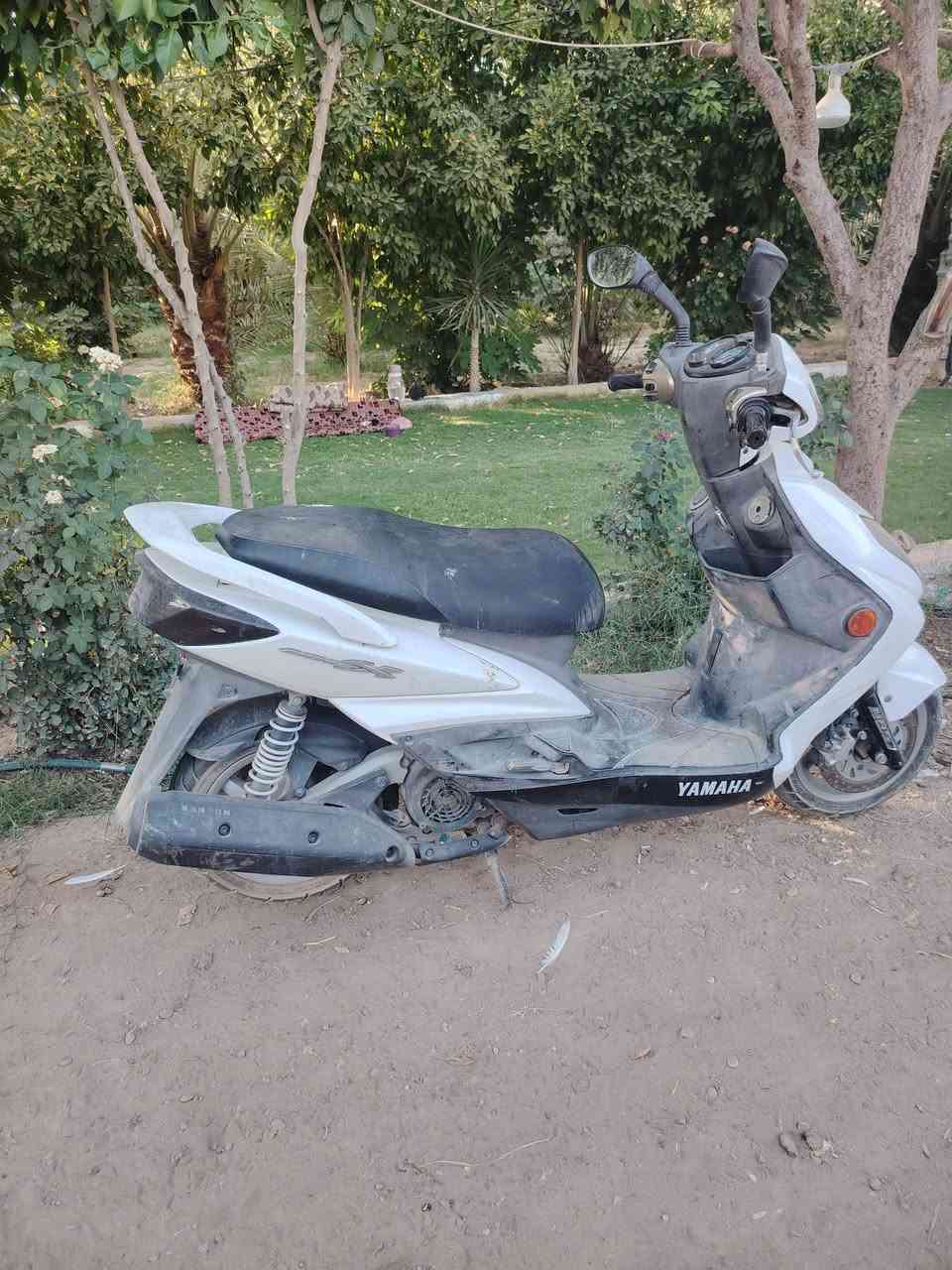 دراجه للبيع سعر مليون و ميتين الف
***********
