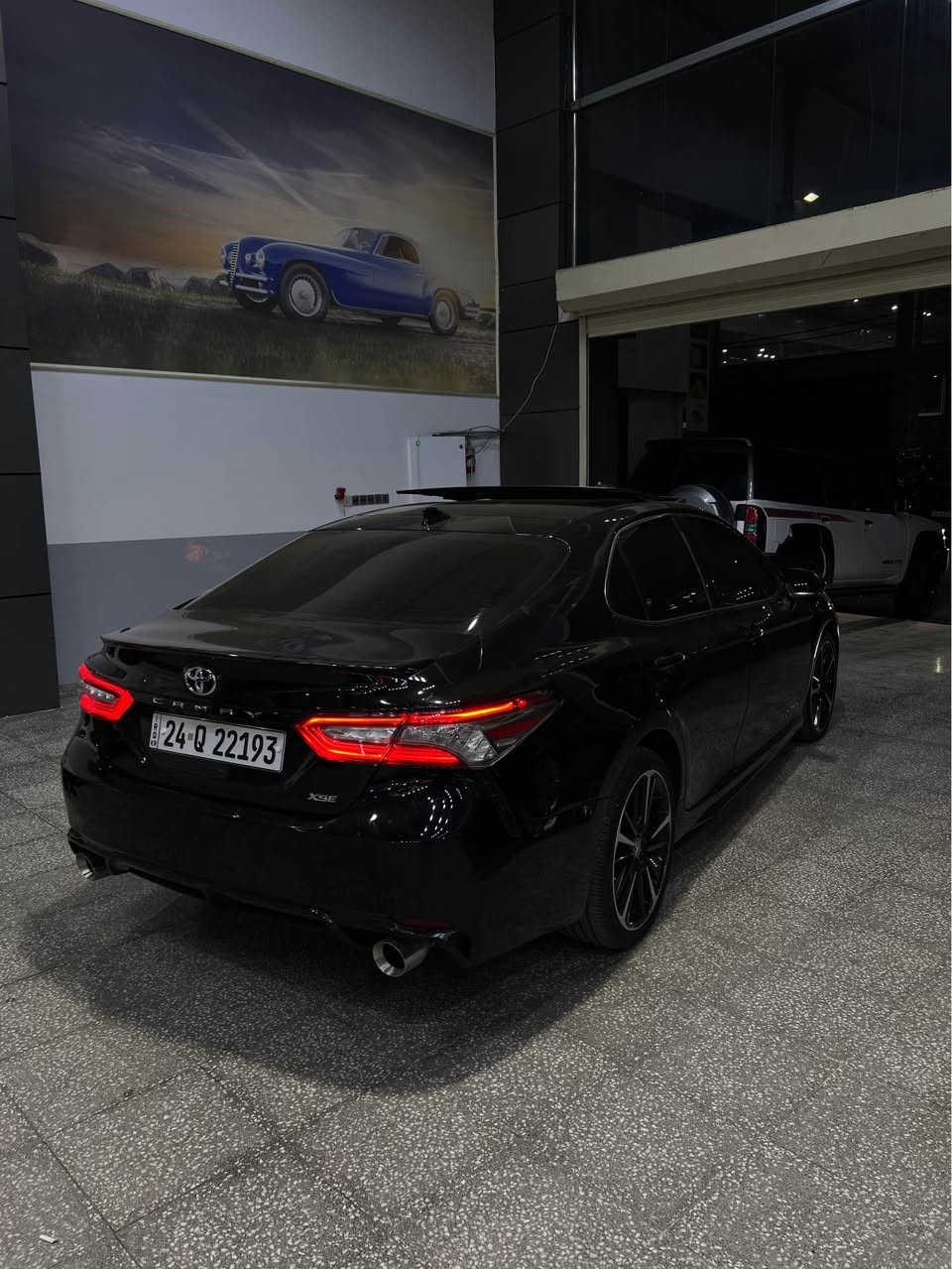 كامري Xse فول فول 
ماكينه 2.5 لتر v4 
موديل 2018 
ره نگ ره ش
داتاشو
بينج كاميره 
سه ماعه jbl 
بانوراما 
كوشن كاره باهي 
كوشن هيتر 
كه له ك مواسفاتين دي تيدانه 
سوبخ دوو قتعه و قتعه ك به غه 
به س بي داخلي و به رشوت 
زمارا ته له فوني *********** دهوك, العراق
