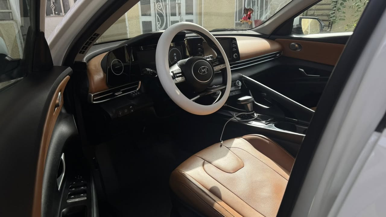 للبيع  للستفسار ***********
🔺 النترا لمتدد فول 1/1 🚀(2022)هايبرد
🔻بصمة تشغيل ابواب وصندوك
🔺فتحة سقف ( سلايد روف ) 
🔻محرك .2 دوش
🔺كاميره خلفية دوارة
🔻رادارات 360 درجة ( امامي جانبي خلفي ) 🔺تمنع التصادم الامامي والجانبي والخلفي
🔻التحذير عند فتح الباب 
🔺دشبول شاشة 4 وضعيات للعدادات
🔻 3وضعيات قيادة ( عادي سبورت ذكي ) 
🔺مثبت سرعة ذكي ( التحذير عند مغادرة المسار )
🔺الهاند بريك بصمة
🔻شاشة حجم كبير تدعم نظام الابل كار بلي 🔺والاندرويد 
🔻شحن واير ليس 
🔺تشغيل عن بعُد 
🔻 اشاير بالمري 
🔺اضواء ترحيب عند الاقتراب 
🔻لايت لد 3عدسات  
🔺كشنات جلد جوزي
🔻نقطة عمياء
🔻تحديد مسار وقيادة الية والسياقة على خطوط 🔺الشارع في حال الاجتياز تنبهك
🔻مانع انزلاق ومانع 
بعد بيها هواي مواصفات
السعر 145
