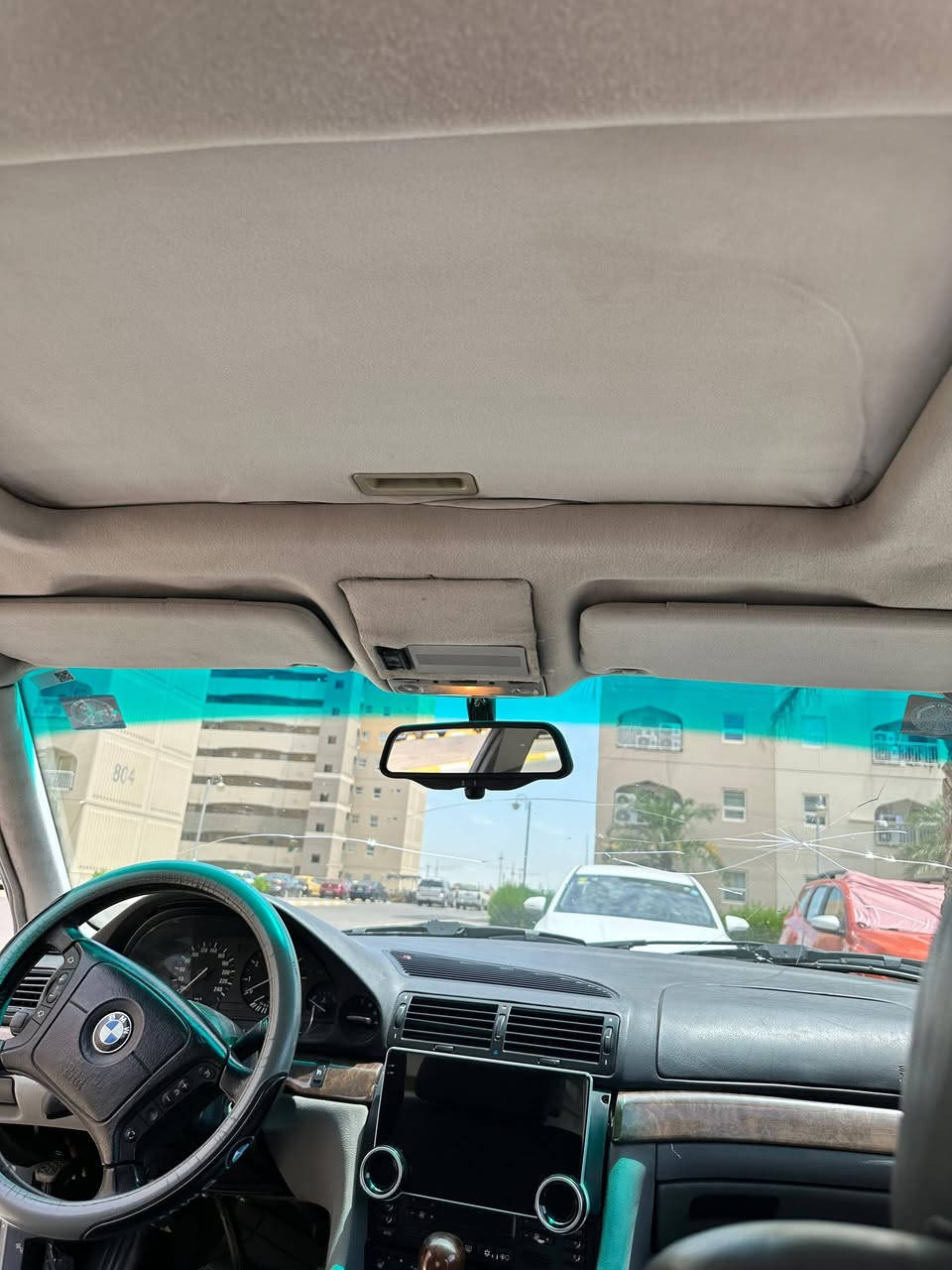 السلام عليكم بي ام ٧٣٠ موديل ٩٥ كير مكينة تبريد جديد صدر جديد بس بيها بوربرين الأمامي بي صوت سيارة باسمي تحويل ثاني يوم  السعر ٦٨ 
***********
