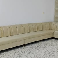 كركوك • كنب • طاولة
