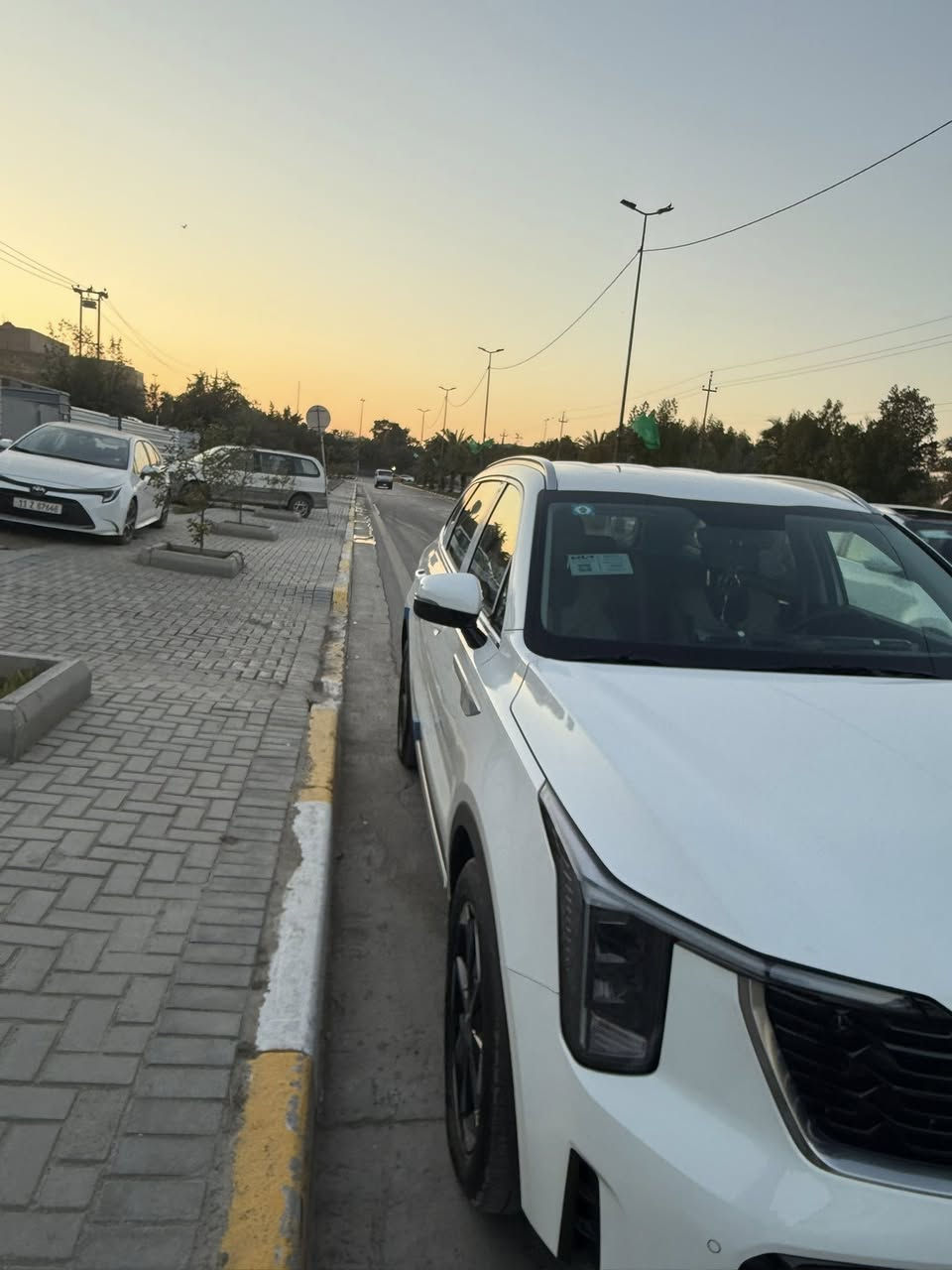 السلام عليكم 
سورنتو للبيع خليجي موديل 2024 شركه الدوليه 
مكفوله كفاله عامه 
مكفوله من الشخط 
ماشيه 6 الاف زيرو بعده بالضمانه شركه الدوليه 
فول ماعده البنرامه 
مواصفات جنطه كهرباء كرسي كهرباء وجلد تتدفه 
مري كرهرباء جلد 
7راكب 
كير ماوس 
شاشه متصله 
هواي مواصفات بعد 
السعر الاتصال 
***********
