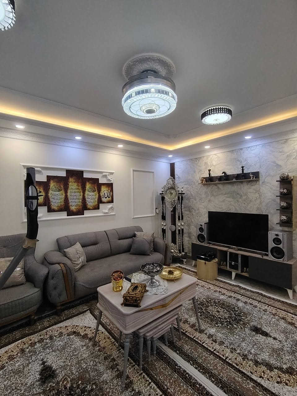 أعلان 1375
مكتب النسور 
يوجد لدينا دار للبيع طابو بأسم شخص واحد 
المساحة 200طابقين
الموقع القادسيه قرب جسر ليلان السعر170
الاستفسار مراجعة مكتب النسور حولي حي العسكري قرب قاعة بسطملي والفرع الثاني سايدين كوباني ***********
