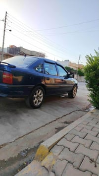 سياره اوبل فكتره للبيع سنويه جديده محرك كير تايرات ويل كب كله جديد مصب...