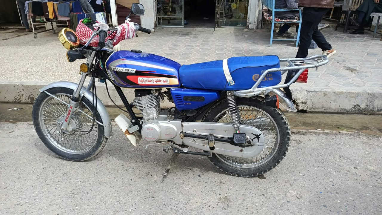 للبيع موديل 20 السعر 450 الف وبيها مجال شراي يخابر ***********
