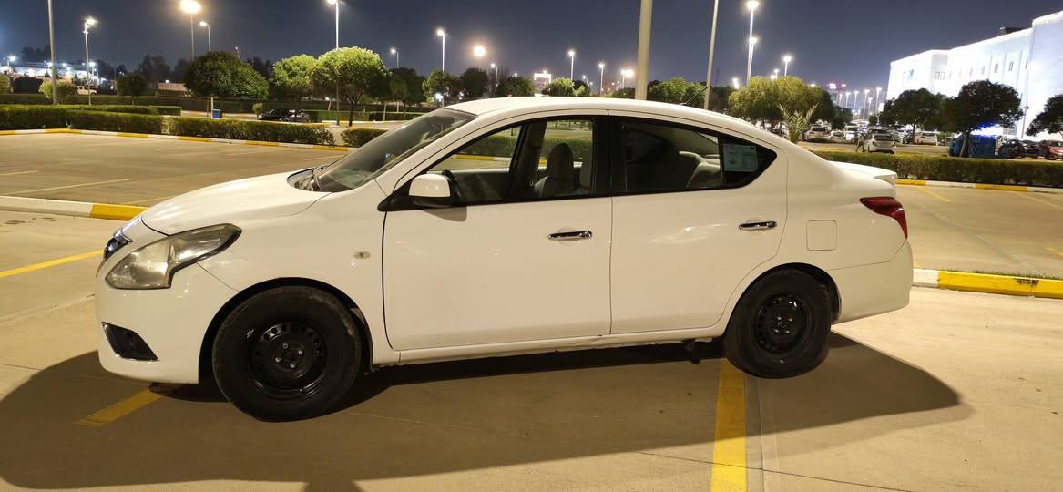 #البيع_بلاقساط_اقساط
مقدمه ٦٥ ورقه ٥٠٠ دولار شهري
نيسان سني موديل 2020 خليجي للبيع نقد و اقساط الرمادي حصرا
سنويه ٢٠٣١//هزه وفحص ٢٠٢٧
كفاله عامه فقط بارد قليل
ماشيه ١٢٧ الف
تحكم ستيرن
 كامرة
حساسات خلفية
بلوتوث + منفذ شحن
مانع تزحلق
داخل بيجي
كشافات
يدات نيكل
الجام الامامي اوتو
ABS + ايرباكات عدد2
اطارات وصدر جديد
مكان السياره الانبار رمادي
رقـــم صـاحــب الـســيــارة
***********
