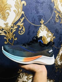 مقاس ٤١ • توصيل