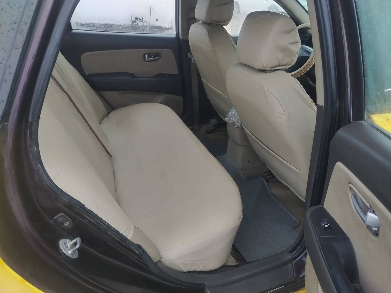 السلام عليكم ورحمة الله وبركاته انتره موديل 2011
سياره جاهزه للشغل رقم سنويه جديد محرك كير صدر شرط رقم نينوى السعر 115 وبيه مجال
*********** اتصل✋🏻بيه بس ملاحضه بدون ضرر
