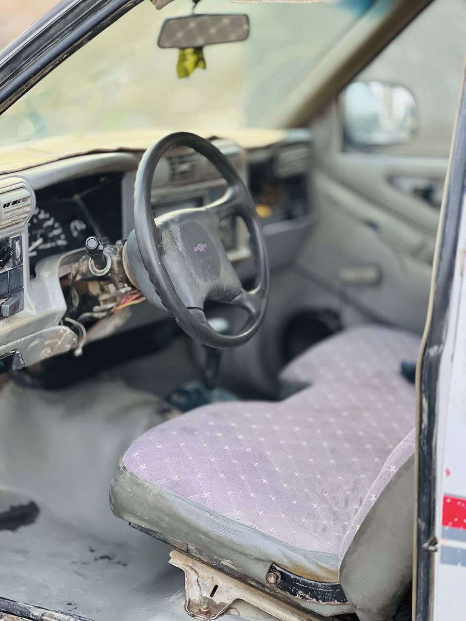 سلام عليكم سياره كفاله عامه من كلشي سياره  محوره ونجي بدون مداور راعيهه ماندله أكفلك عشائرين سعر١٦وبيه مجال مكاني واسط قضاء الحي ***********
