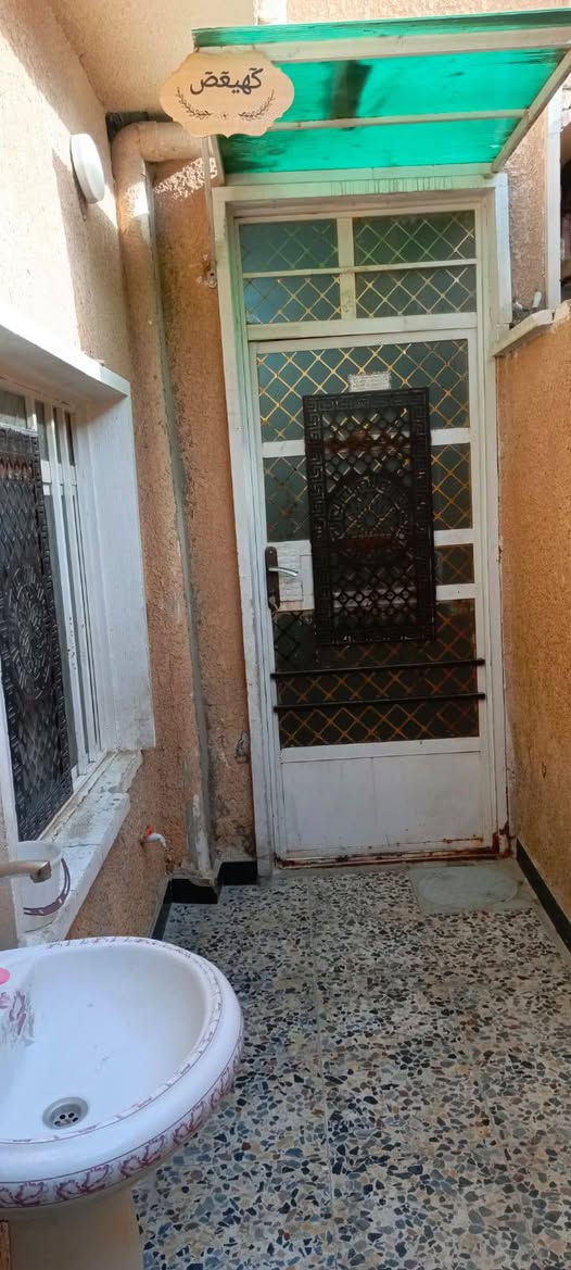 🏦للايجار مشتمل مساحه 70متر ( طابقين) نضيف🏦 
📍الزراعيه قرب حسينية ابو عزرائيل 

ايجاره 400

للاستفسار الاتصال على الارقام..

***********
