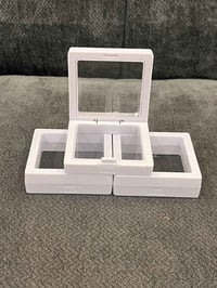 علب حفظ الفينير  تعمل بنضام الضغط  توفر قياسين اربع الوان ٧*٧.      ١٠...