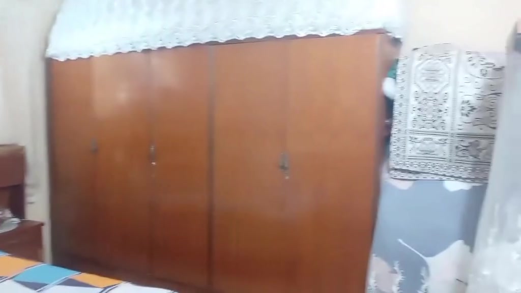 للبيع ديوان ٧ امتار ونص 200 وبي مجال 
غرفة نوم 250 وبيها مجال 
لتواصل ***********0
