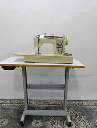 مكينة خياطة • شغالة ونظيفة • توصيل