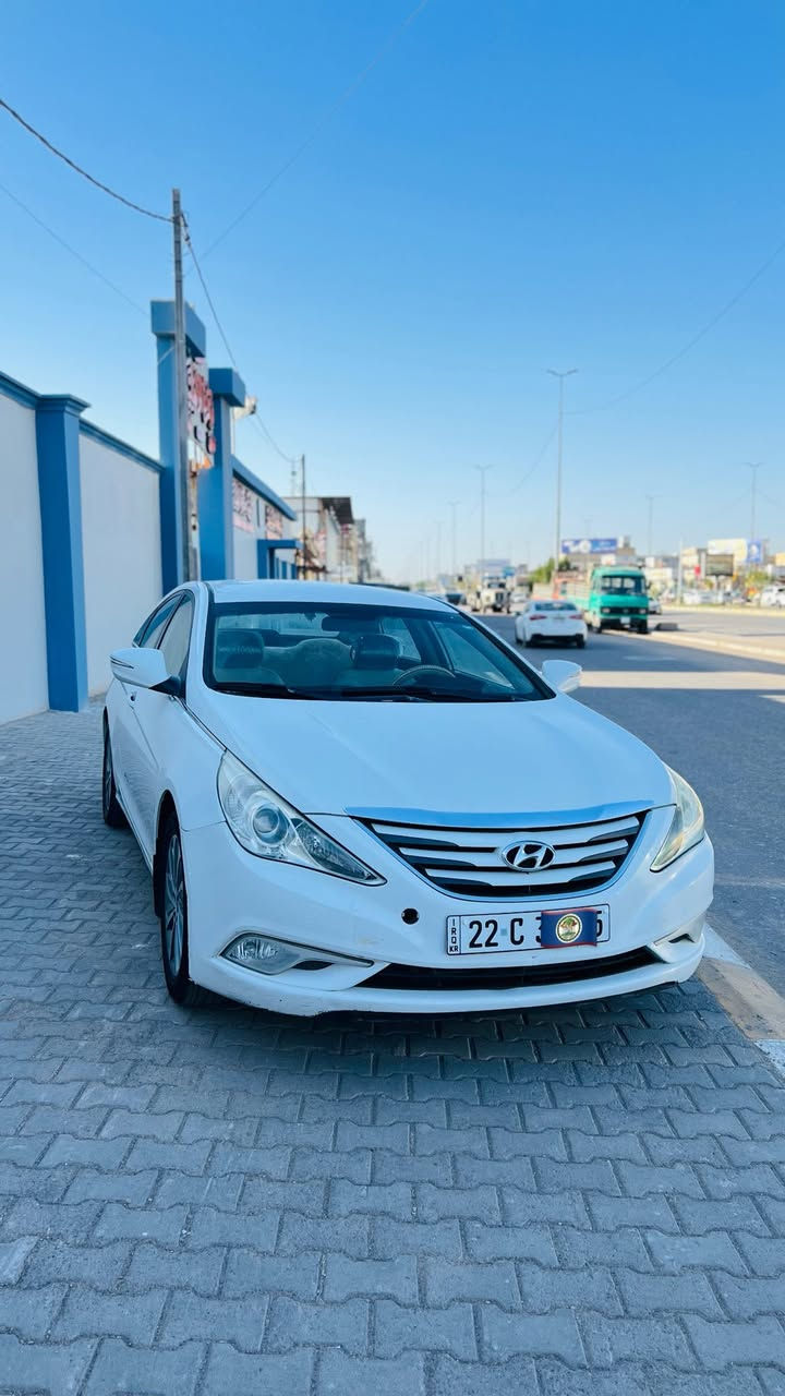 (( السعر 125 وبيه مجال بصيط))
للبيع سوناتا خليجي

موديل 2013 محرك 2400 دوش

فول مواصفات عدى البصمه 

كشنات كهرباء

تحكمات استيرن جهتين

كشنات تدفئ تبريد 

شفتات ستيرن

اشاير بل مري 

تبريد خلفي

شاشة

كامرة خلفية 

حساسات خلفية 

مري شفط

4 دسك 

داخل لونين 

تبريد قطعتين 

5 ويل كب كروم 

ماشيه 160

تبريد ثلج ❄️

رقم أربيل دولي تريد وكاله تريد تحويل سياره مكفولة كفالة عامة حتى من الشخط بيه بس بارد مكان صغير كلش كد شبر والباقي مكفول مكان نجف غير متواجد عل فيس الرقم ***********
