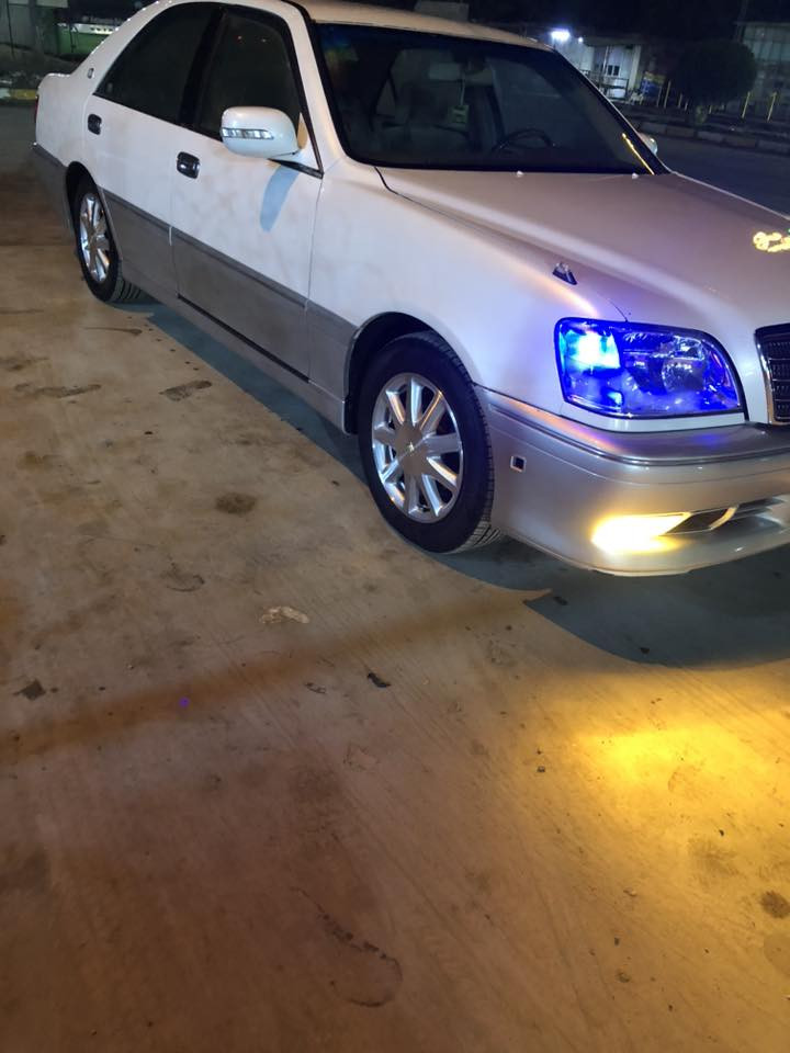 السلام عليكم للبيع ملكه موديل 99اربع دكم اصل كرستال حتى رادار بيها السياره شاصي ٧٥ مكينه vvti3000 بيها منظومه غاز انسى الاصراف مكفوله من الكص ونقل الجثة والاصوليات رقم نجف انگليزي بإسمي السنويه ل2030 رقمها كلش حلو السياره جاهزه مكينه كير حداديه تايرات جدد باتري جديد السعر ١٣٥ وبيها مجال بسيط للطيبين للاستفسار ع الرقم 

‭+٩٦٤ ٧٨٢ ٣٥٥ ١٥٩٢‬

‭٠٧٧٣ ٥٢٩ ٣١٦٣‬
