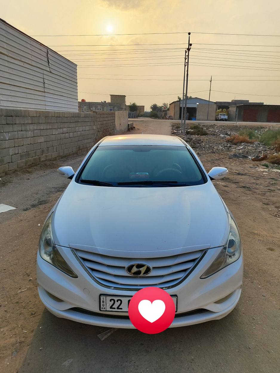 السلام عليكم سوناته موديل 12خليجي رقم اربيل سنويه 26بسم  عربي تحويل سياره ضربته جاملغ خلفي الايسر بدون كص والباقي كفاله دواخل عسلي عبوه جديده باتري جديد دوشمه كشن ورضيه شاشه تاب السعر 105 ورقه / العنوان البصره /الاستفسار/رقم الهاتف/***********/
