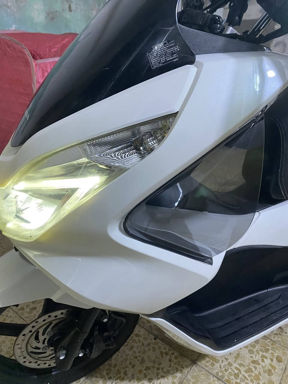 السلام عليكم بي سي اكس جيل ثاني ياباني زلغه مابيه محرك مكفول كامره اماميه خلفيه شاشه هواي غراض عليه  سعره 13 ***********مدينه الصدر
