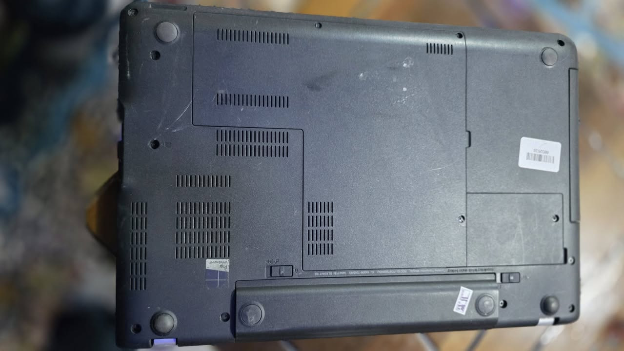 السلام عليكم 
للمراوس #بأيباد 
من رخصت اخونا الأدمن 
لابتوب لنوفا E550
كوراي 7i 
رام 8 يمكن التطوير 
SDD 256 يمكن التطوير 
مراوس بأيباد او بيع السعر ٤٠٠ الف نضافه وشرط 
بغداد الكاظمية المقدسة 
*********** متوفر وتساب
