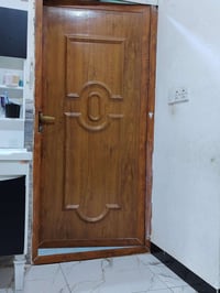 باب المنيوم • ٩٤سم×٢م • الزعفرانيه