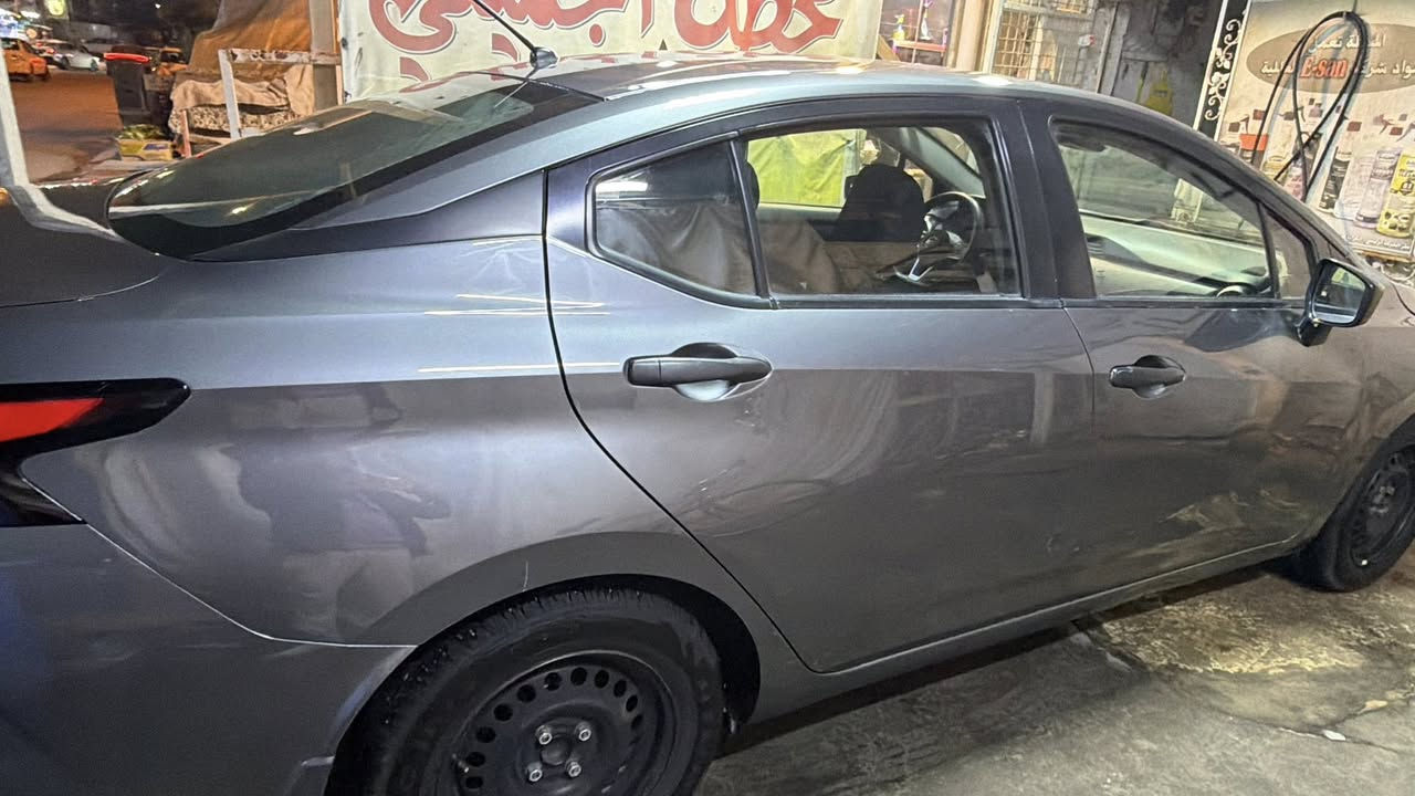 فيرسا 21 ماشيه 55 ألف سياره جديده رقم بغداد
***********
