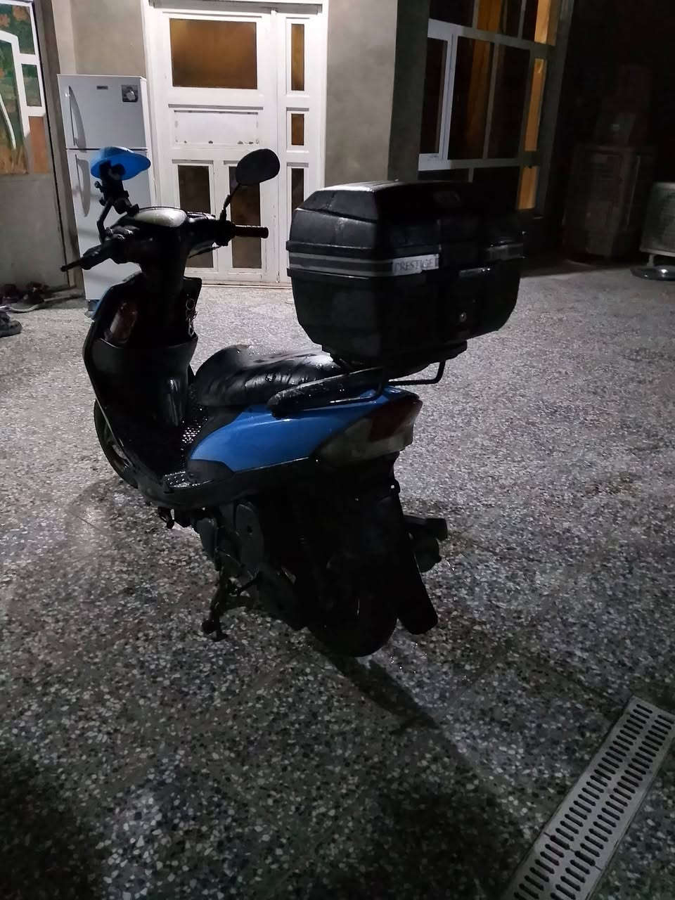 سلام عليكم ماكس عدلة مكينة مجفتة شلعة ومعدل هاون عليها إدامة كاملة بيها منفيس اصلي السعر 550وبيها مجال مكاني بغداد المشتل *********** الصندوق مو للبيع
