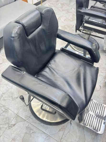 3 كراسي شبح للبيع العنوان ديالى بعقوبة الجديدة شارع الطابو نظيفات و مرتبات فقط جك الظهر ميشتغل 
للاستفسار ☎️***********
