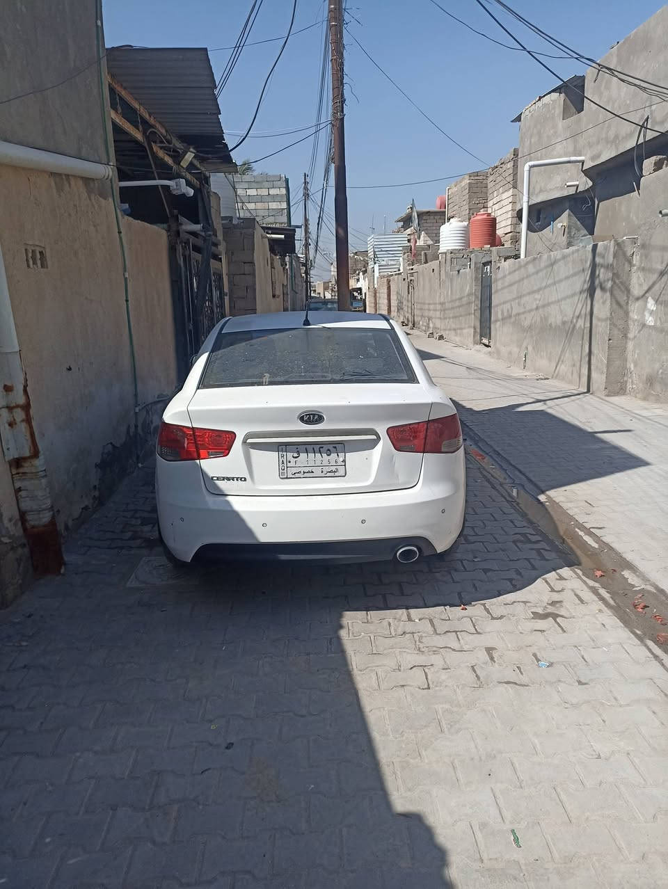 السلام عليكم سيراتو مديل 2013 رقم بصره سنويه 27 جاهزه كير مكينه كهربائيات تبريد حداده خير من الله  بيهه هاذه بلداير جوه قبق بانزين  موظح بلصوره كلش زغير لا تبديل ولا ظربه العنوان البصره التنومه ***********
