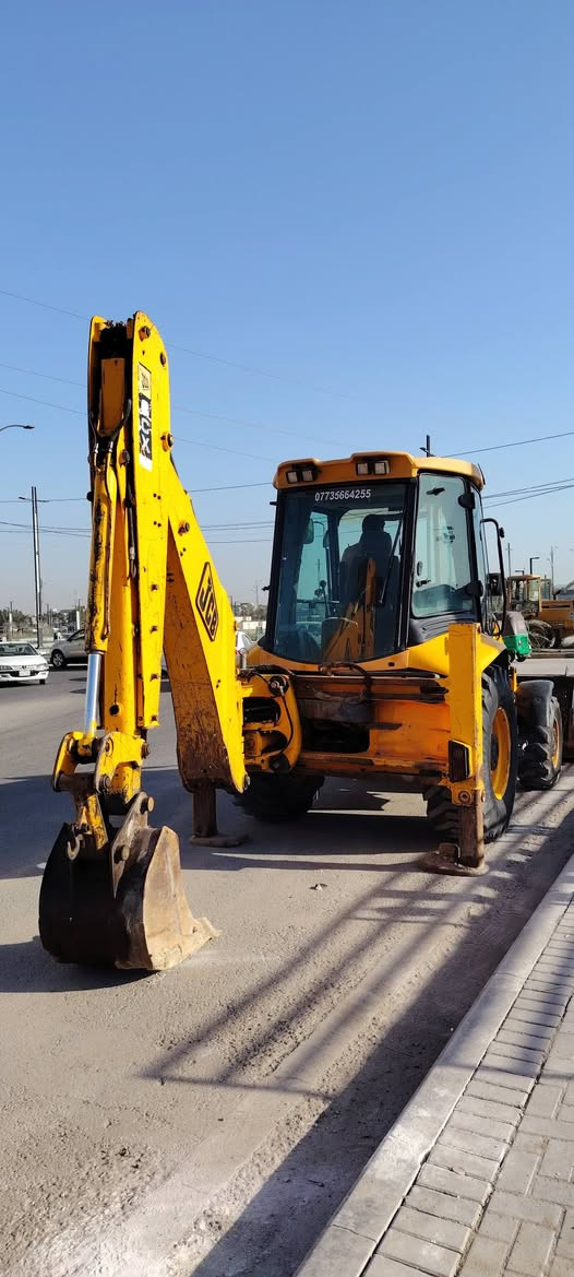 حفاره جي بي سي للبيع موديل ٢٠٠٨ باسمي تحول مباشر رقم سليمانيه مكان البصره مكفوله من كل شي. *********** ابو عباس
