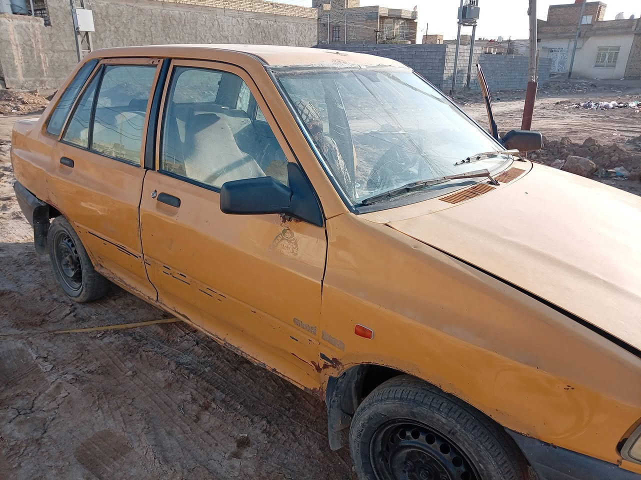 سلام عليكم ورحمة سايبه 11كير مكينه. براكيتات مكفولات. السعر مليون عنوان ميسان نهاوند سياره راعيه موجود سياره جاهزه***********..
