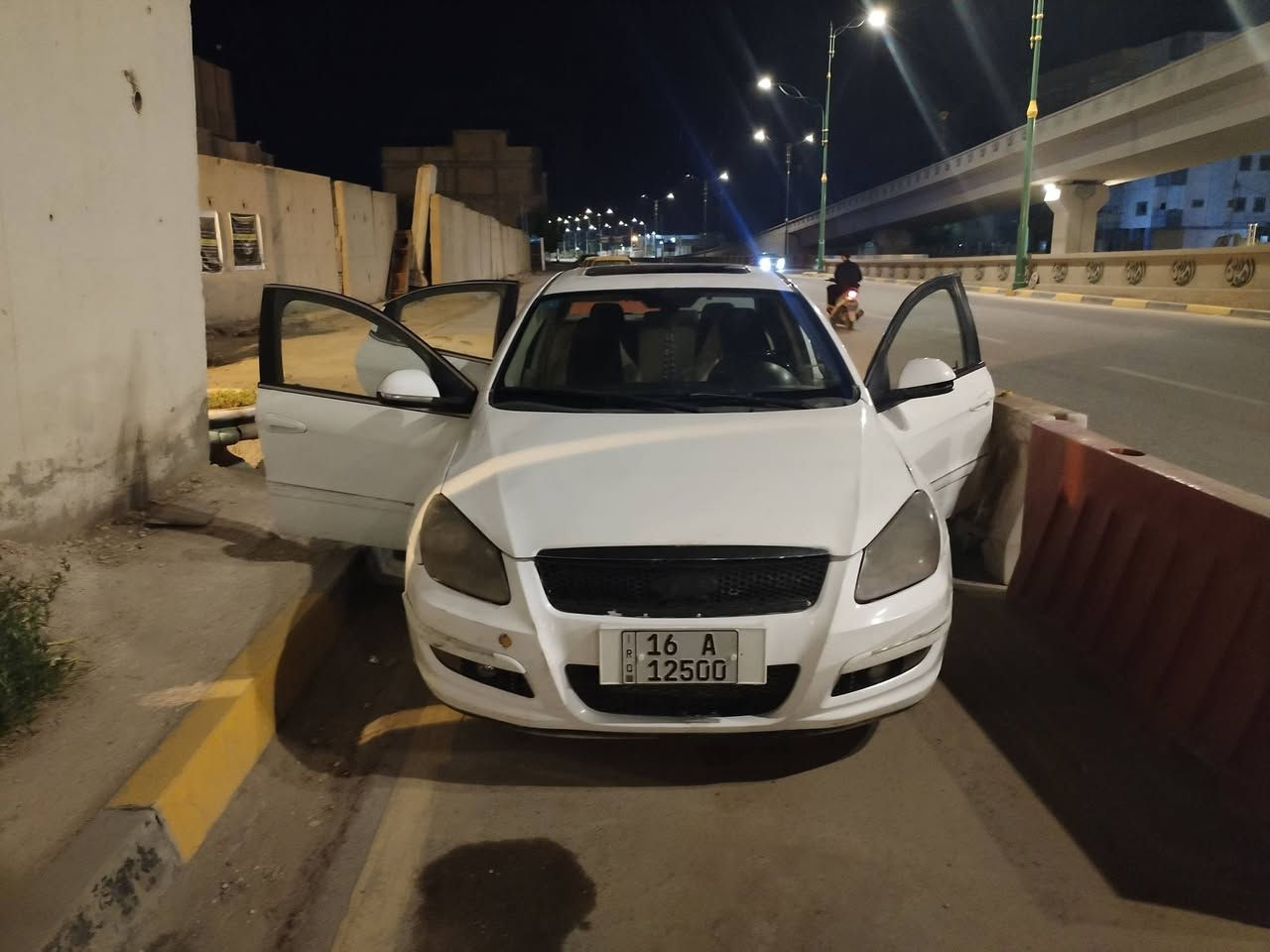 شيري 2013 كير ومحرك ونجي ياباني 35 ورقه وبيها مجال ***********
9647830418837+
