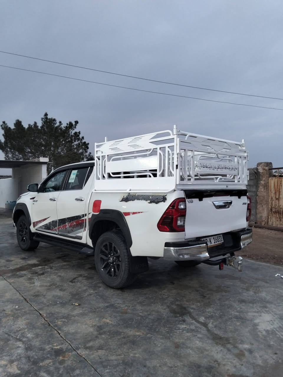 سڵاو خواتان لێبێت ماشاءاللە شێرە سپی بۆ فرۆشتن مەرزیە مۆدیل 2018  v6 TRD پارچە رەشە سیارەکە زۆر پاکو جوانە نرخی 230 وەرەقە بۆ زانیاری زیاتر پەیوەندی بە خاوەنە کە بکە ***********
