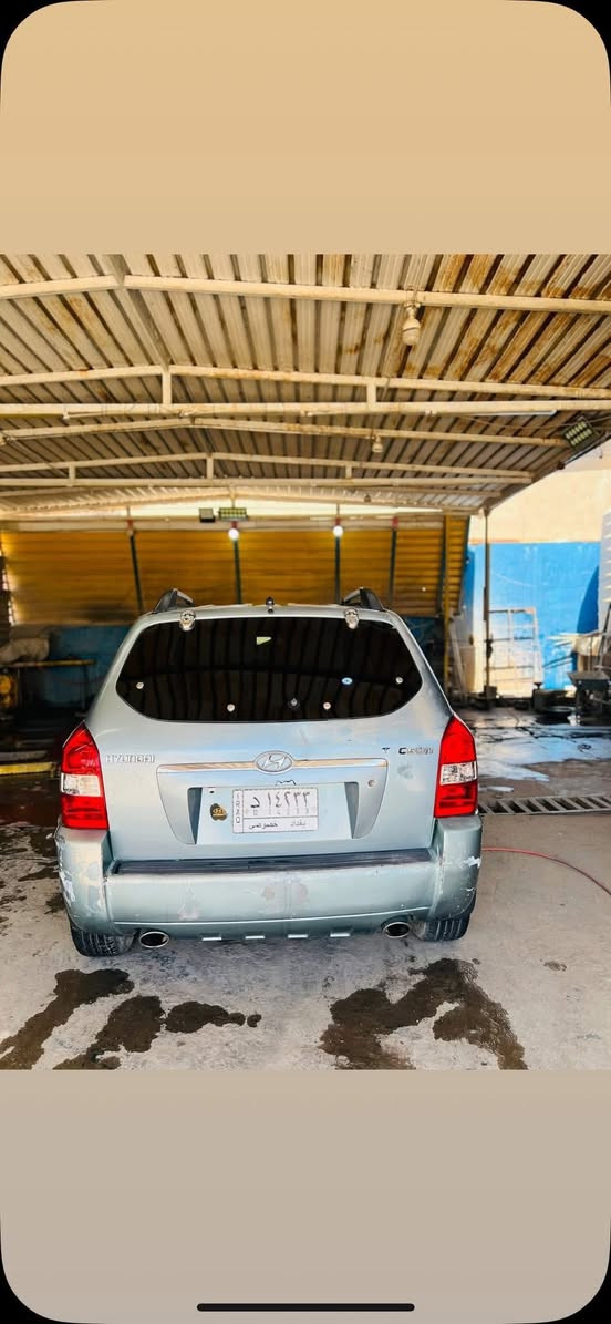 سلام عليكم توسان خليجي 2008 كير ومكينه مكفولات محرك6 صدر امامي خلفي جديد تخم تاير جديد تبريد ثلج مصبوغه حزام  مكان بغداد الزعفرانيه السعر 85 وبي مجال ***********
