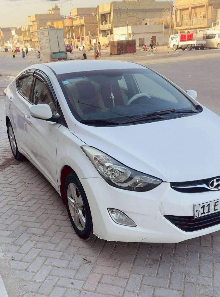 سلام عليكم النتره 13 وارد خليجي بسمي رقم الجديد سياره داخل لونين
 تحكمات ستيرن
شاشه تاب  كامره
5 ويل كب
  مكينه 1600 دوش المرغوب مكفوله 
كير خير من الله سياره عليهه ادامه صدر امامي خلفي جديد 
تخم تاير جديد باتري جديد سياره 3 قطع صبغ بدون دواخل بدون دواخل سونار موجود السعر خاص *********** العنوان بغداد مدينه الصدر
