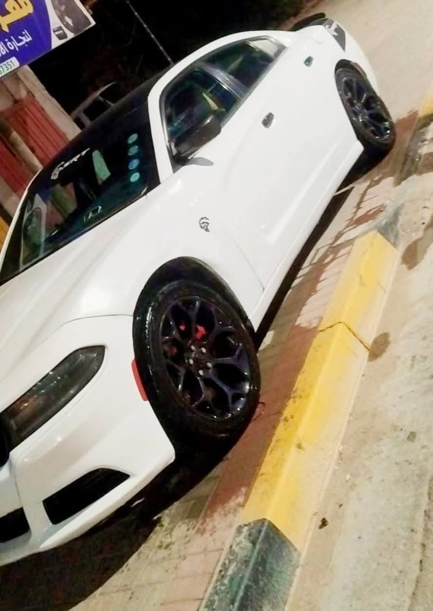 السلام عليكم
جارجر موديل 19بوليسي  مكينه 3600 كصه جنطه مرقمه رقم  الانكليزي جديد سياره جاهزه تبريد ميكانيك كله جديد  السعر 70 ورقه رقم الهاتف ***********  الشراي يجي وتساب
