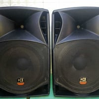 زوج سماعات • ١٥ إنش • JBL أصلي