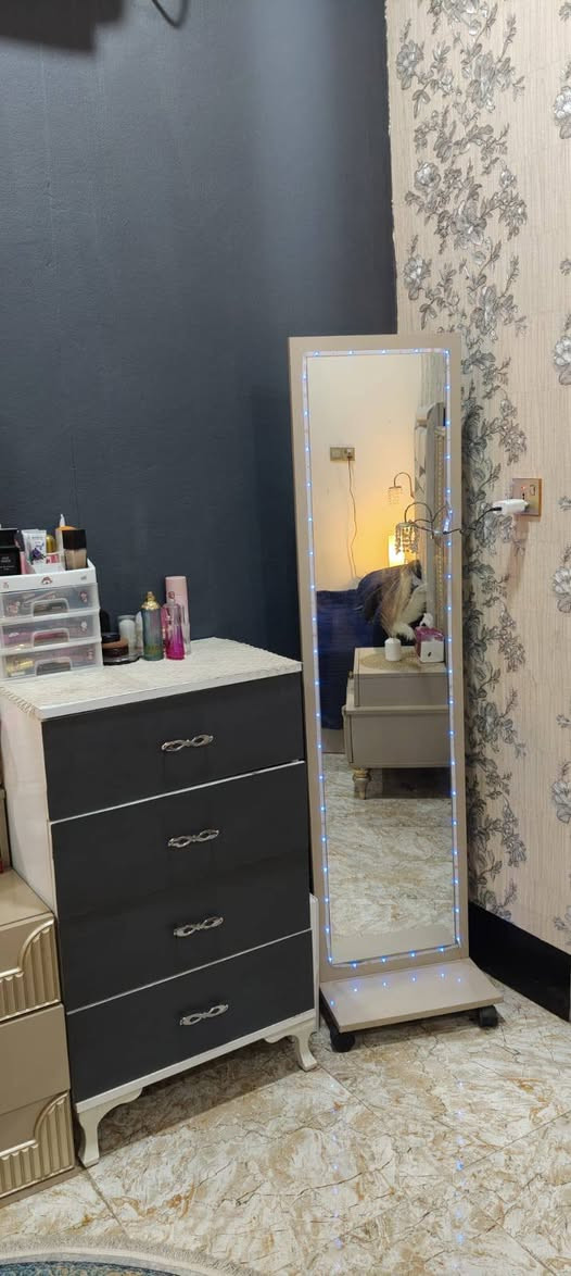 غرفة تركيه توصا نضيفه السعر 850مكاني بهرز للاستفسار
***********
