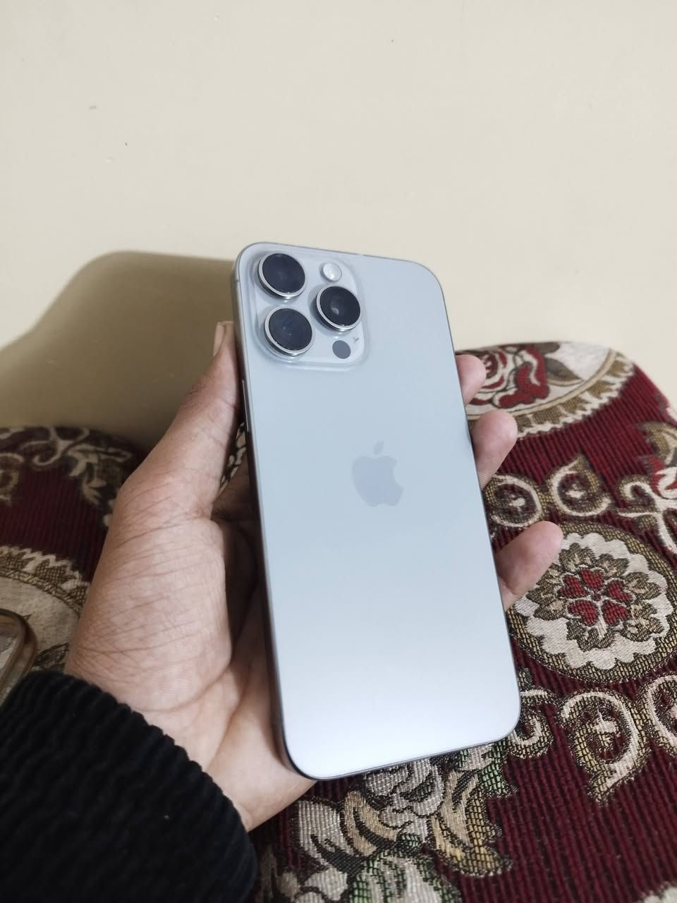 سلام عليكم أيفون 15برو ماكس جهاز مكفول كفاله عامه شركته ماستر بطاريه86 ذكره256 كرتونته موجوده كل الملحقات مالته 
مكان الناصريه رفاعي.. السعر. 1150ألف


**إذا كنت صاحب هذا الإعلان وتريد حذفه لأي سبب، رجاءا أرسل رسالة إلى الدعم الفني**