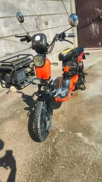 دراجه. Hls حجم 20 نضيفه بصمه تشغيل عن بعد شاشه بلوتوث بطاريات قبل شهري...