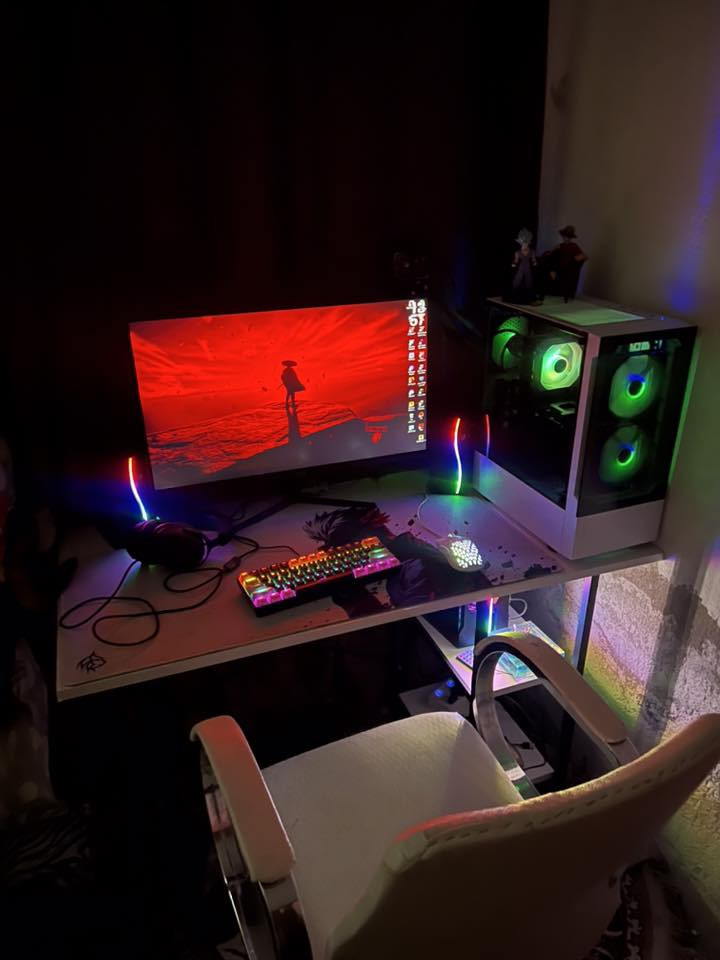 سيت اب كامل للبيع  /او بس كيس
كرسي مكتبي ابيض 
ميز ابيض 
ماوس +ماوس باد +كيبورد ميكانيكي 
+ ستاند كامره+كامره 1080
+سماعه هاير اكس كلاود 3 جديد غير مستعمل 
يدات 2؛بلي 4 ومال اكس بوكس 
سماعات خارجيه مع مضخم كبير  k8050 
+شاشه استجابه  .05  حجم 27. 185 هرتز بيها فلاتر 
  
الحاسبه 

i5 10400 معالج
DDR4 PC CORSAIR RGB 16GBرامات
m.250GB SAMSUNG هارد
HDD.1tهارد
RX6600 كارت شاشه
M.B H510 مذر بورد
PSU600W XIGMATEK باور 
CASE GAMING USEDكايس
استخدام قليل وهاي الالعاب تجي وتفحص يله تأخذ الي بالك العب  
مكاني بغداد :وليد ابو الكص
 السعر الستب كامل مليون و 200 
بس الكيس625 الف قفل 
والتوفيق للجيمع ❤️ رقمي 
***********
