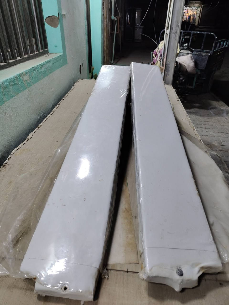 سلام عليكم امحجر ومصطبات انضاف كلش استوني امسويهن مكان نجف السعر 170 بيهن مجال الرقم ***********
