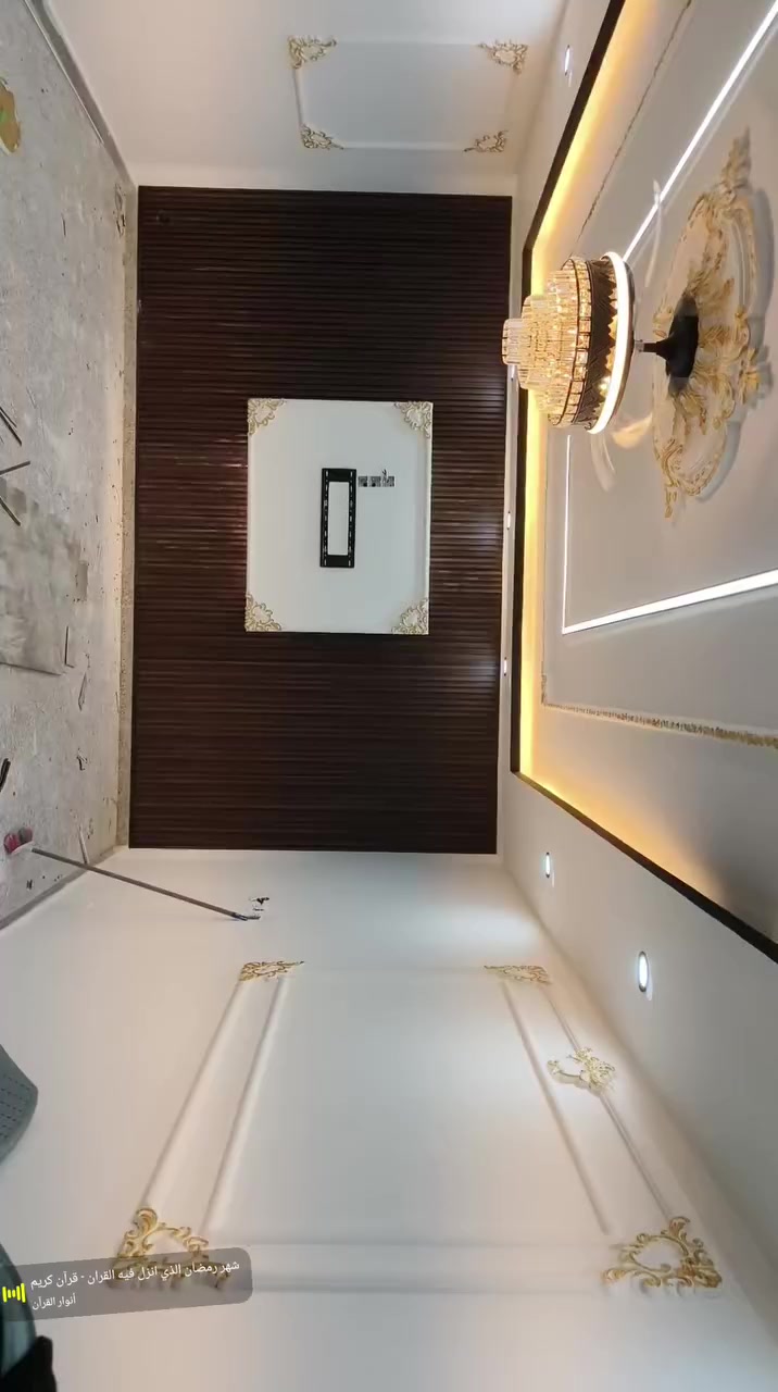 سلام عليكم. نشتغل كافه الديكورات الداخلي و الخارجي بالقسط. و مقدمه حسب مساحه البيت. متر المغربي الفلات 16دولار ويا الكهربائيات يعني لينر و گلوبات فقط. متر الفلات و البوكس 20دولار ويا الكهربائيات. متر الديكور يبدي من 22دولار لحد 40دولار ويا الكهربائيات. فلين خارجي متر طول ويا صبغ الواجه با 16دولار ويا كهربائيات بس لد. صبغ حسب البيت و نوعيه الصبغ. سقف ثانوي المتر با 10الف كل غرفه 4كلوبات.
***********
***********
