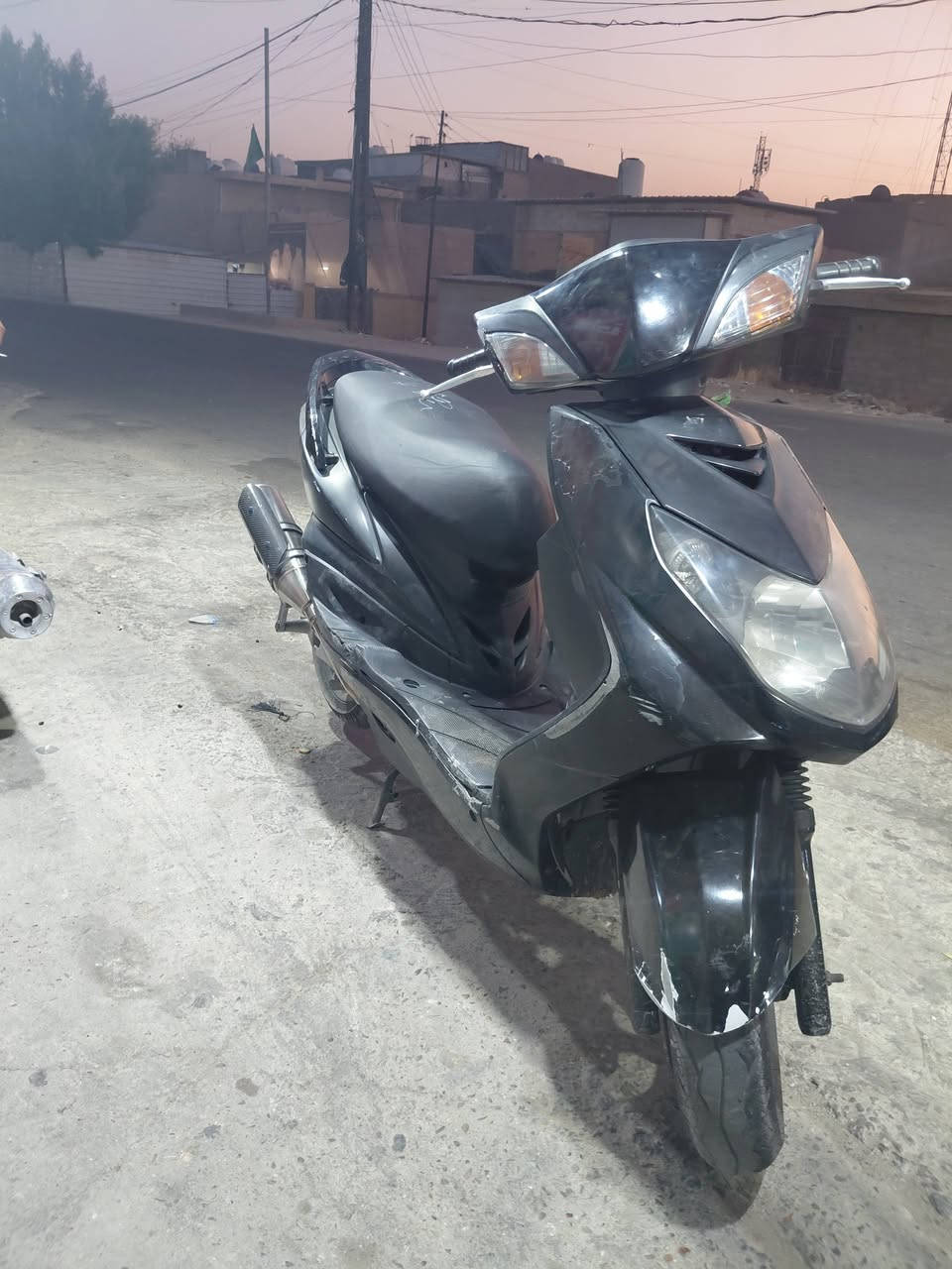 سكنس للبيع كفاله عامه صالنصه رياضي كلجات رياضي كفاله سبانه ممدود عليها
السعر 800 وبيها مجال المو شراي لايعلق 
مكاني بغداد زعفرانيه 
+964 778 327 0725


**إذا كنت صاحب هذا الإعلان وتريد حذفه لأي سبب، رجاءا أرسل رسالة إلى الدعم الفني**