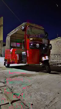 شباب تكتك موديل ثنين وعشرين لبيع الشراي يتصل علا رقم 07804042596