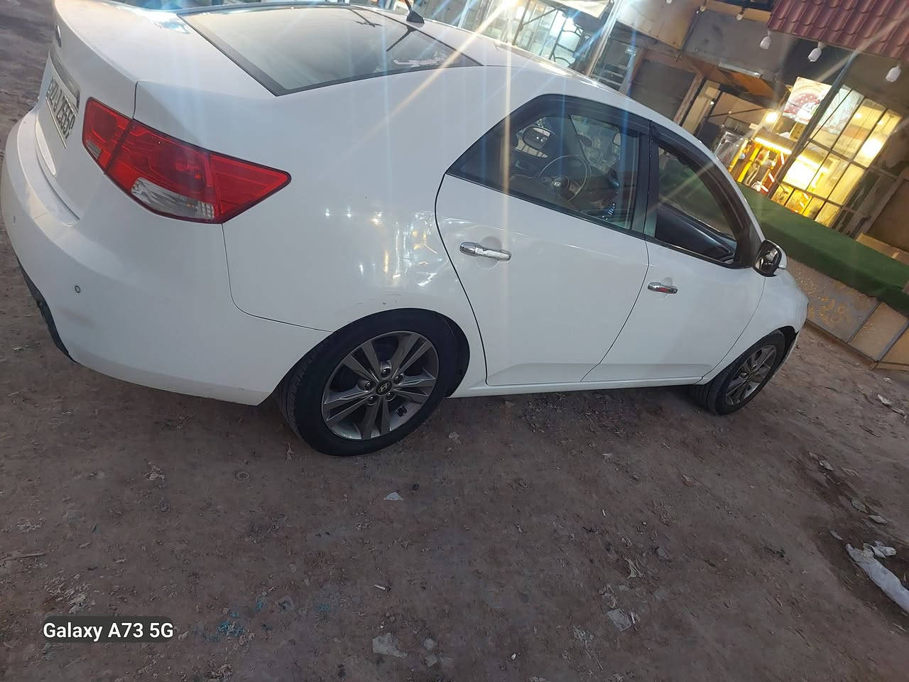 السلام عليكم سيراتو ١٣ بيه قطتين ونص ابيع ٣ صبغ بدون دواخل ميكانيك جاهزه من كلشي تحويل وكاله مضمون السعر النهائي ٩٣ مكاني بلصويره ***********
