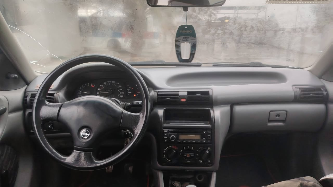 استرا موديل 92 شرط وكلا وتحويل سنويه عضم كاربون بنزين بيها طخم جديد كير محرك شرط ستيرن باور حجم ١٦ سعر ٤٤بيه مجال *********** ***********
