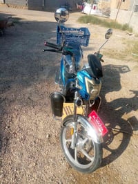 هارلي شحن للبيع نظيف السعر 600  07901981683