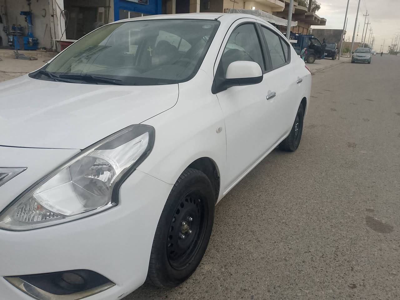 نيسان صني هندي موديل 2022 ماشي 71 حقي تيرد جديده سنويه هزه جديد ه كامره شاشا بلجكتو بل رون مري كهرباء بدون صبغ بس بارد بيه سيارة قطعه ربع سيارة بدون بي نقص عنوان موصل حمدانيه ***********%
